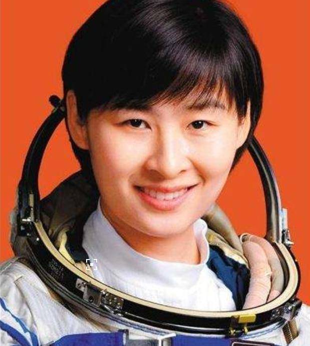 首位女航天員劉洋，勇敢追夢的星際使者，首位女航天員劉洋，星際之夢的勇敢使者