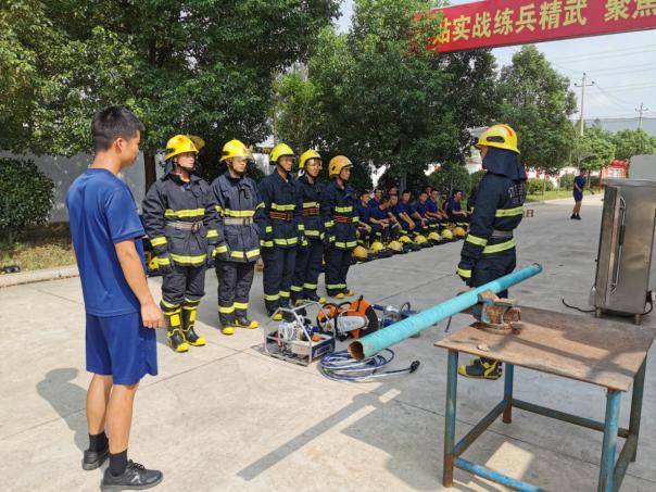 信陽(yáng)市車禍最新情況，信陽(yáng)市車禍實(shí)時(shí)更新報(bào)道